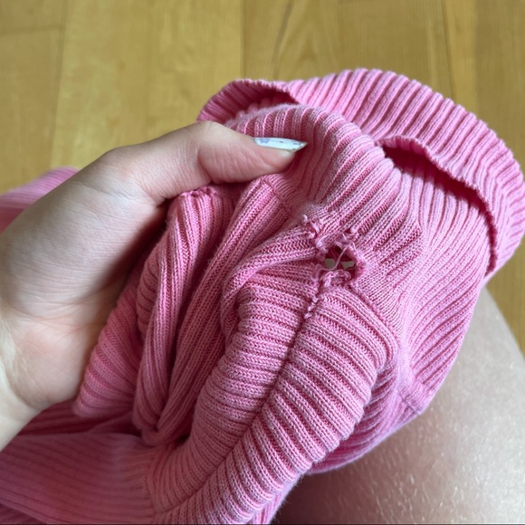 3/$30 Denver Hayes pink ribbed turtle neck Large - Picture 7 of 8